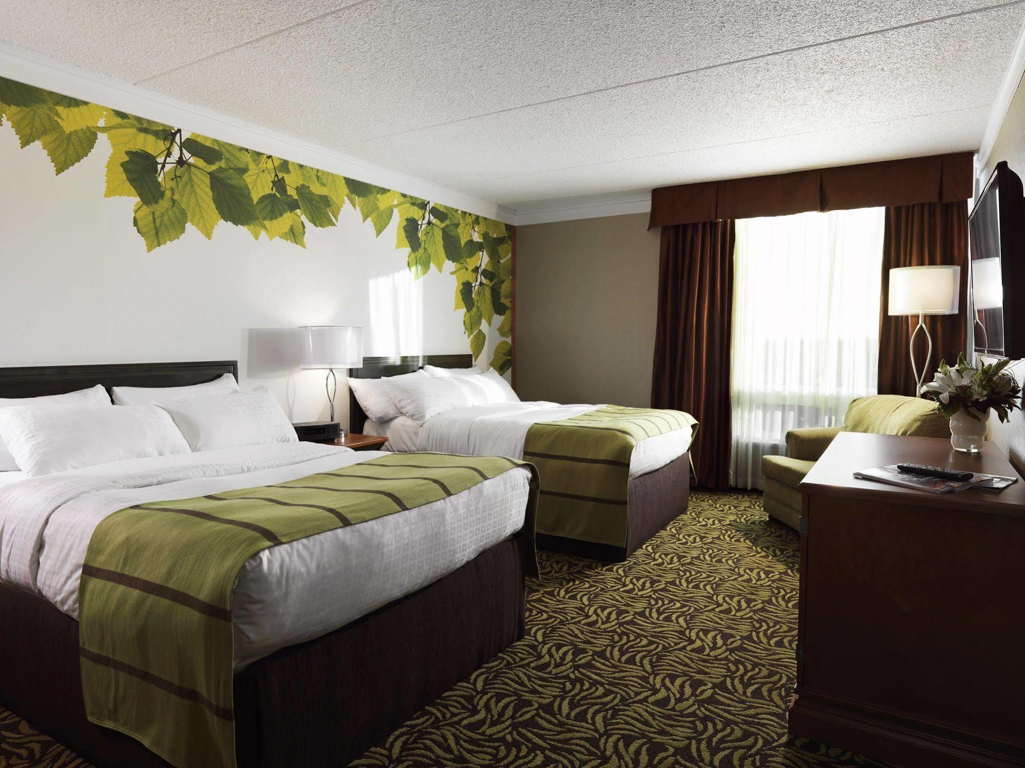 Varscona Hotel On Whyte Edmonton Eksteriør billede