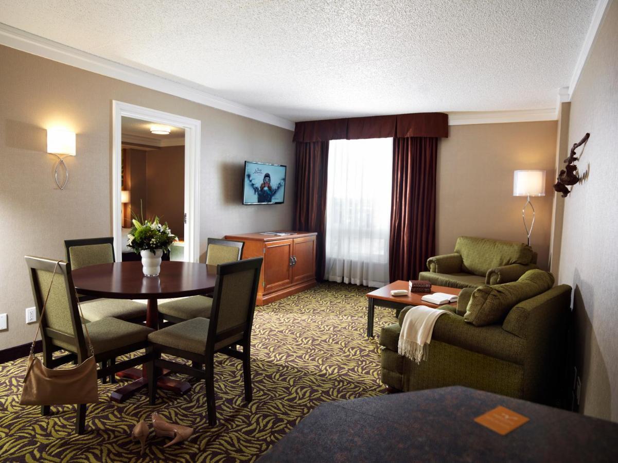Varscona Hotel On Whyte Edmonton Eksteriør billede